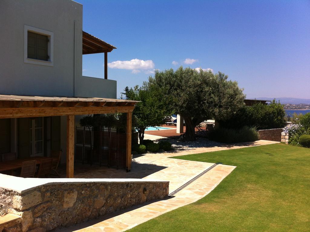 Xenon Estate Villa Spétses Oda fotoğraf
